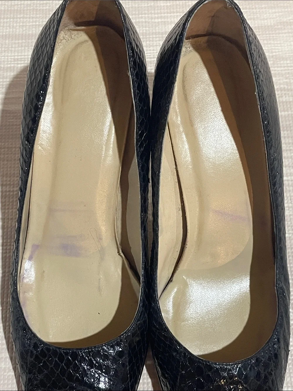 Karen Scott Black Textured Pointed-Toe Heels